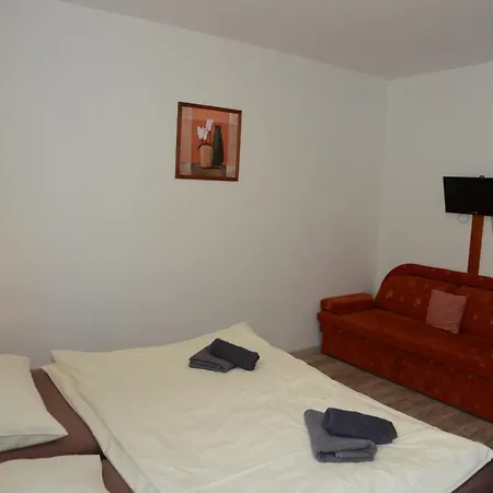 Guest house Relax 3*